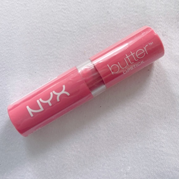 FREE w/bundle of x2+ items Full Size Sealed NYX Lipstick pink bikini rose - Picture 1 of 5